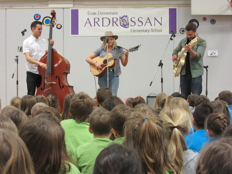 Franco-Albertan Band "Postscript" Performing at Rendez-vous sponsored by CPF - Ardrossan Chapter